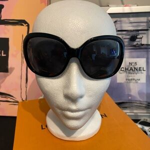 Versace Medusa Polarized Sunglasses 🖤